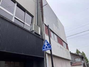 福野の街中の街灯が福野夜高祭用に回ったり、無くなったりしてた。