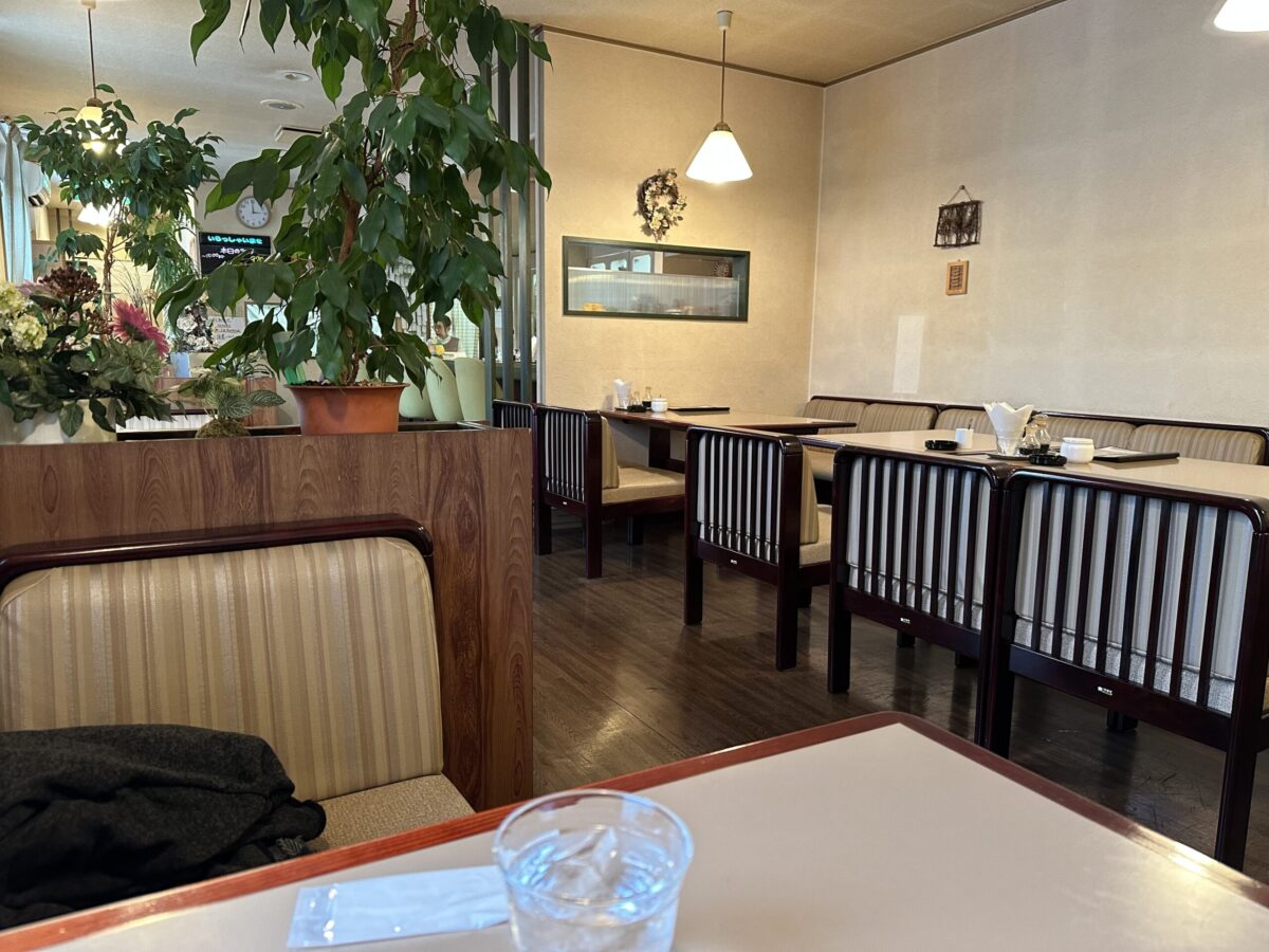 カフェレストランM2