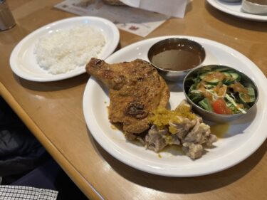 寒かったのでタージ・マハールのカレーであったまってきたよ