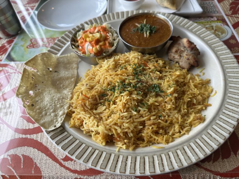 インディラ戸出店