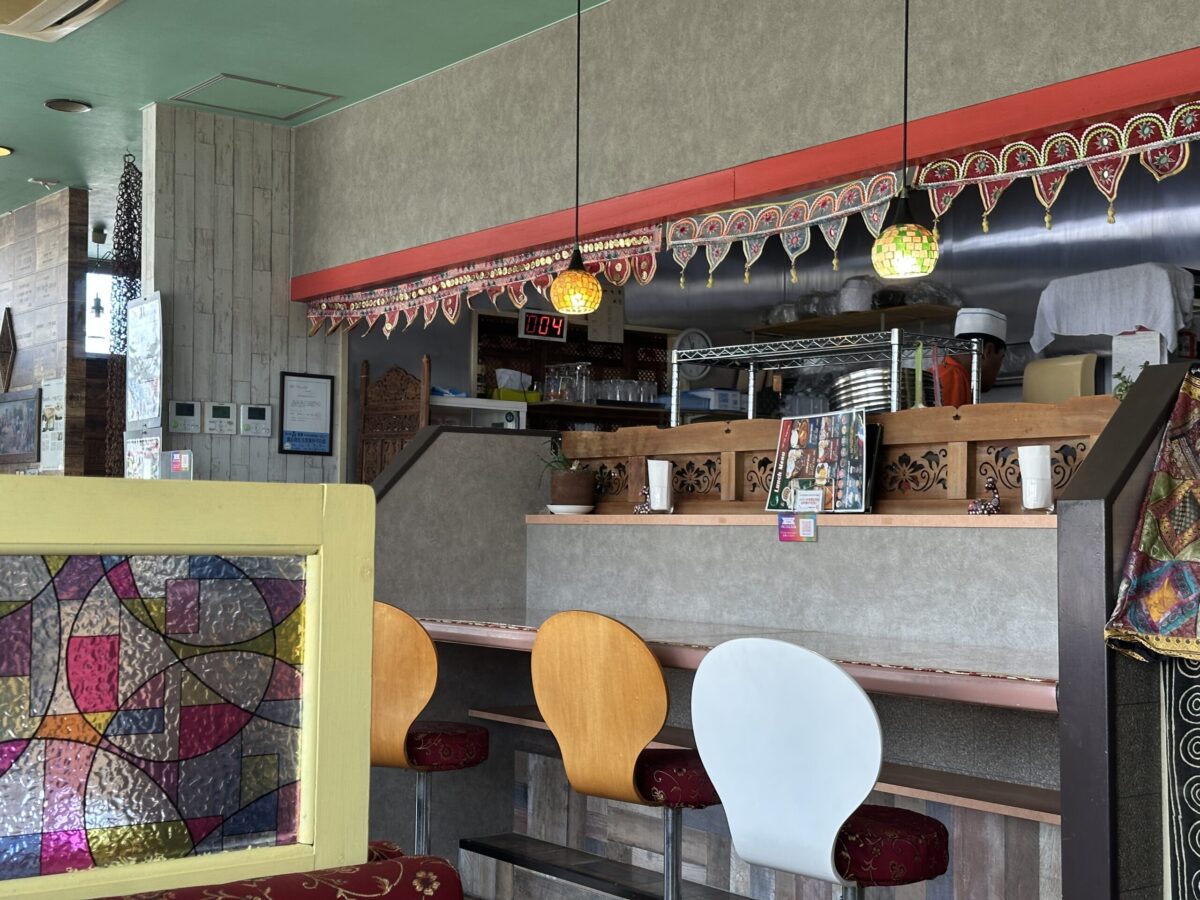 インディラ戸出店