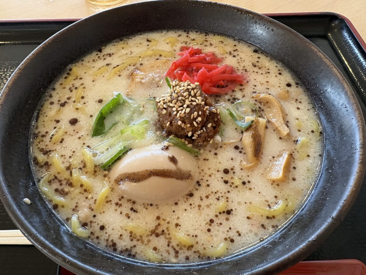 小矢部の道の駅でホワイトラーメンを食べてきました