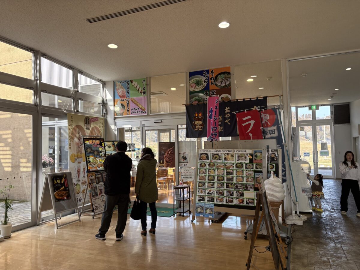 小矢部の道の駅でホワイトラーメンを食べてきました