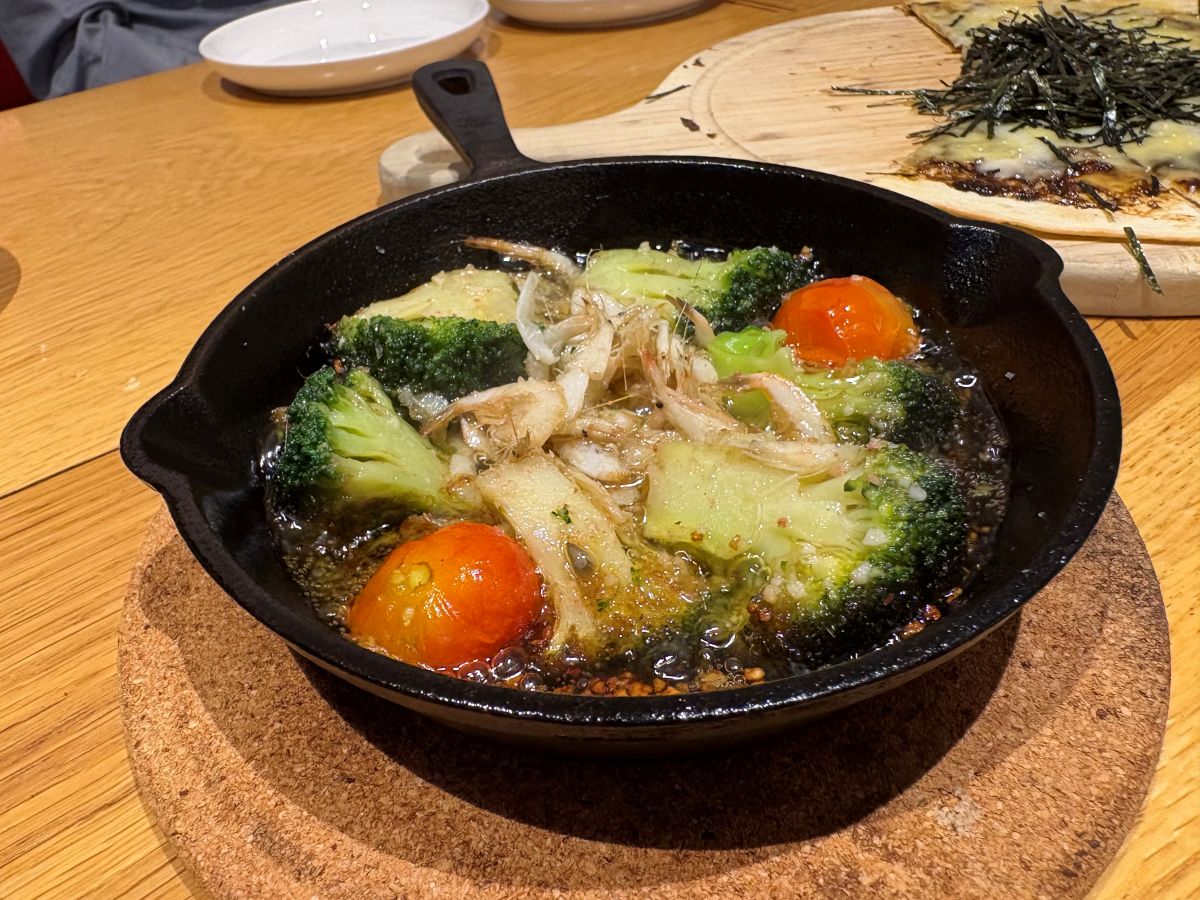 石動駅前のピザが美味しいカフェ＆バーに行ってきたよ！