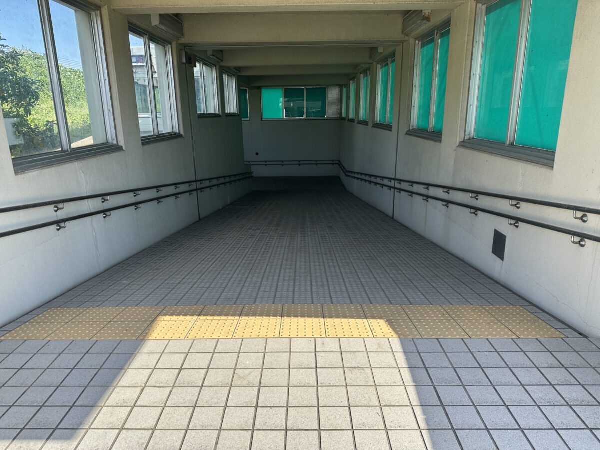 矢木地下横断歩道