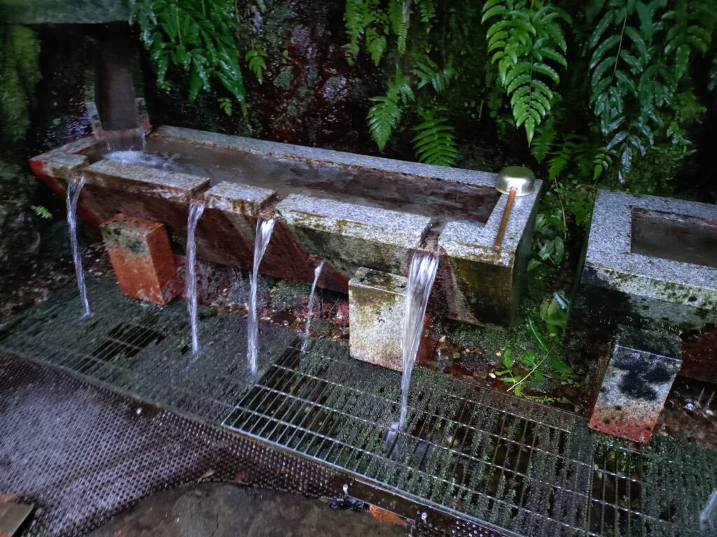 不動滝の霊水