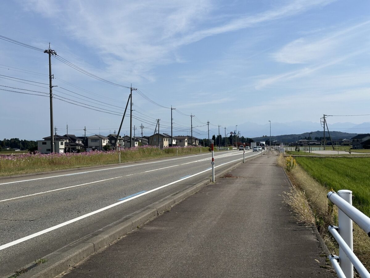 矢木東地下横断歩道