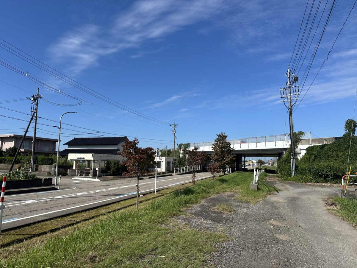 矢木地下横断歩道
